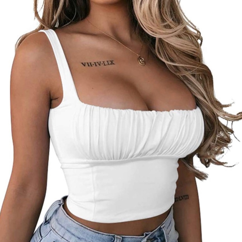 🤍 Ruched Bust Crop Top🤍